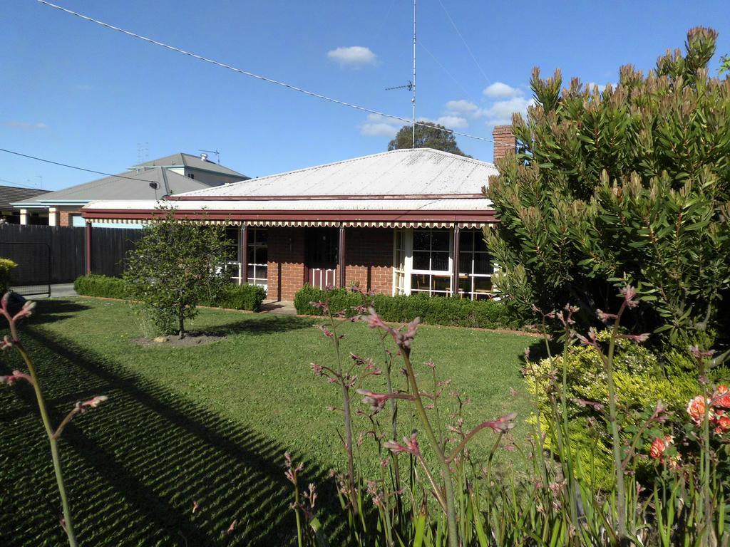 Dunstans Guest House Ballarat Exterior foto